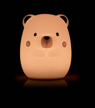 Carica l'immagine nel visualizzatore di Gallery, Jané Yum Bear Big Luce Notturna Bambino, Lampada Portatile, USB Ricaricabile, 9 Colori, Touch, Silicone Morbido, Orsetto