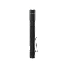 Carica l'immagine nel visualizzatore di Gallery, VARTA Torcia LED, alluminio Light F10 Pro, 3 modalità di luce, Nero