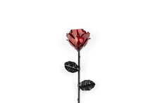 Carica l'immagine nel visualizzatore di Gallery, Forging Art Bcn® Rosa Eterna in Ferro Forgiato a Mano - Regalo di San Valentino, Festa della mamma, 6° anniversario di matrimonio, Nozze di Ferro (Rosso/Nero)