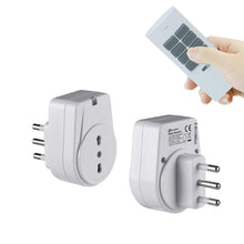 Carica l'immagine nel visualizzatore di Gallery, Electraline 48501 Prese Elettriche Radiocomandate con Telecomando, Spina e Presa Italiana