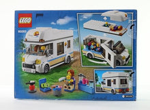 Carica l&#39;immagine nel visualizzatore di Gallery, LEGO City Camper delle Vacanze, Modellino da Costruire di Roulotte Giocattolo con Minifigure e Accessori, Giochi per Bambini e Bambine da 5 Anni in su, Idee Regalo di Compleanno 60283