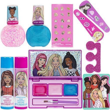 Carica l'immagine nel visualizzatore di Gallery, Barbie, Townley Girl Set con zaino con 12 prodotti per il trucco, con balsamo per labbra, smalto per unghie, lima per unghie, fiocchi per capelli e altri accessori, a partire dai 3 anni in su