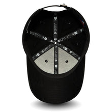 Carica l'immagine nel visualizzatore di Gallery, New Era New York Yankees MLB League Essential Nero 9Forty Berretto Regolabile per Donna