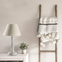 Carica l'immagine nel visualizzatore di Gallery, Onli Lampada da Tavolo Shabby in Legno, Beige, legno;tessuto