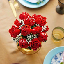 Carica l&#39;immagine nel visualizzatore di Gallery, LEGO Icons Bouquet di Rose, Set di Fiori Finti da Costruire, Hobby Creativi per Adulti, Decorazione per Casa, Idea Regalo di San Valentino, per l&#39;Anniversario, per Lei o Lui, Collezione Botanica 10328