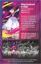 Carica l'immagine nel visualizzatore di Gallery, Pokémon: miniscatola da collezione Megaeroi (Mega Gardevoir) del GCC Pokémon (un foglio di adesivi, una carta con l’illustrazione della miniscatola e due buste di espansione)