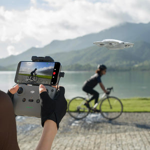 DJI Neo, mini drone con fotocamera UHD 4K per adulti, 135g drone follow me che mi segue, decollo dalla mano, tracciamento IA del soggetto, QuickShot, video stabilizzati, (senza radiocomando)