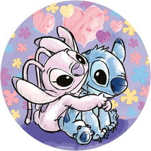 Carica l'immagine nel visualizzatore di Gallery, Ravensburger - Puzzle Disney Stitch per Adulti, 500 Pezzi, Collezione Circolare, Idea Regalo per Lei o Lui, Forma Rotonda 52x52cm