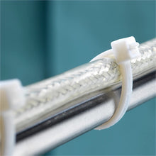 Carica l'immagine nel visualizzatore di Gallery, intervisio Fascette Plastica per Cablaggio 200 mm x 2,5 mm, Fermacavo Bianche, Elettricista 200mm Nylon Cavi Stringicavo