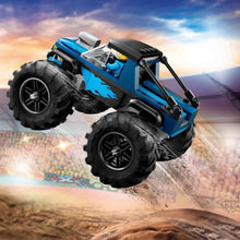 Carica l&#39;immagine nel visualizzatore di Gallery, LEGO City Monster Truck Blu, Giocattolo Fuoristrada Off-Road da Costruire, Giochi per Bambini e Bambine da 5 Anni in su con Costruzioni, Regalo Divertente con Minifigure del Pilota del Veicolo 60402