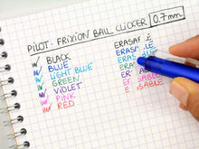 Carica l'immagine nel visualizzatore di Gallery, Pilot Frixion Ball Clicker, Set Di 4 Penne A Scomparsa Cancellabili Con Inchiostro Termosensibile, Multicolore, ‎4 Unità (Confezione Da 1)