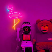 Carica l'immagine nel visualizzatore di Gallery, Insegna al neon con fenicottero, lampada al neon a LED in acrilico rosa da appendere con interruttore dimmerabile, lampa