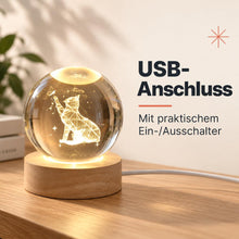 Carica l'immagine nel visualizzatore di Gallery, Winkee Sfera di cristallo 3D a forma di gatto, luce notturna a LED con base