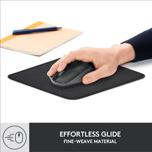 Carica l&#39;immagine nel visualizzatore di Gallery, Logitech Mouse Pad - Studio Series, per Computer con Base in Gomma Antiscivolo, Scorrimento Facile, Resistente agli Schizzi, Materiali Durevoli, Portatile, Design Moderno - Grigio