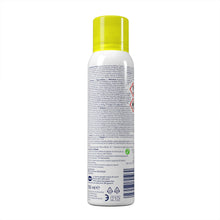 Carica l'immagine nel visualizzatore di Gallery, Dr. Scholl's, Deodorante Spray per Scarpe con Tecnologia Attiva sul Controllo degli Odori, Elimina e Protegge dai Cattivi Odori per 48h, Adatto ad Ogni Tipo di Scarpa, 3 Flaconi da 150 ml