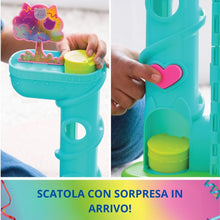 Carica l&#39;immagine nel visualizzatore di Gallery, Gabby&#39;s Dollhouse, la Casa delle Bambole di Gabby a Tema Festa, 15 Pezzi a Tema Arcobaleno, Personaggi e Mobili per la Casa delle Bambole con Effetti Sonori, Alta 60 cm, 3+ Anni