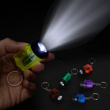 Carica l'immagine nel visualizzatore di Gallery, LURICO 30 Pezzi Mini Torcia LED Portachiavi, 4cm Piccola Torcia LED Mini Lampada a Mano per Bambini Colorato Torcia Gioc