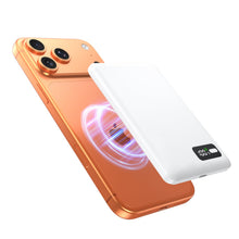 Carica l'immagine nel visualizzatore di Gallery, Qi2 15W Power Bank per iPhone MagSafe Powerbank 5000mAh