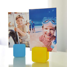 Carica l'immagine nel visualizzatore di Gallery, KODAK Carta Fotografica autoadesiva da 2x3 Zink (50 Fogli) - Compatibile con Fotocamera istantanea Printomatic