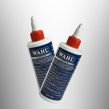 Carica l'immagine nel visualizzatore di Gallery, Wahl Olio per tagliacapelli 118 ml, manutenzione e protezione delle lame