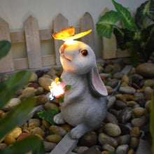 Carica l'immagine nel visualizzatore di Gallery, LED solare coniglio farfalla fiore luce, atmosfera esterna lampada decorazione, carino resina coniglio e farfalla giardi