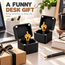 Carica l'immagine nel visualizzatore di Gallery, 2 Pieces Surprise Gift Box Middle Finger in a Box, Spoof Hand Prank Pop Up Gift Box with Box, Annoying Middle Finger Gif