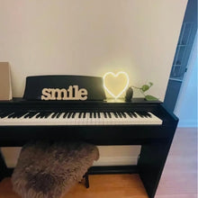 Carica l'immagine nel visualizzatore di Gallery, Segno del Heart Led 2 pezzi,Lampada al neon a forma di cuore d'amore di San Valentino alimentata a batteria per Matrimon