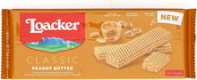 Carica l'immagine nel visualizzatore di Gallery, Loacker, Classic Peanut Butter, Wafer al Burro d'Arachidi, 175g