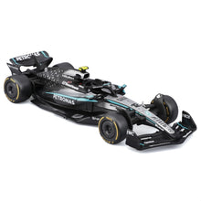 Carica l'immagine nel visualizzatore di Gallery, Bburago - F1 Mercedes-AMG W16 2025#12 Antonelli, Auto diecast a Scala 1:43 con dettagli autentici, replica F1 Mercedes, 