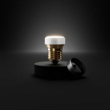 Carica l'immagine nel visualizzatore di Gallery, OSRAM LED STAR FLAT 26 3 Step DIM bianco neutro 4000 K Click-DIM