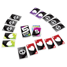 Carica l'immagine nel visualizzatore di Gallery, 5 Alive, gioco di carte Hasbro Gaming dal ritmo incalzante per bambini e famiglie, giochi per tutta la famiglia, giochi di carte veloci da 2 a 6 giocatori