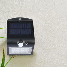 Carica l'immagine nel visualizzatore di Gallery, Lampada da Muro LED 1.5W, con Pannello Solare e Sensore, Nera