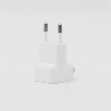 Carica l'immagine nel visualizzatore di Gallery, Batterytec BDA0060C - Adattatore a 2 poli per alimentatore iPhone/iPod/iPad/Mac