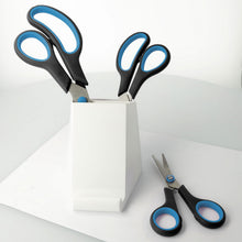 Carica l'immagine nel visualizzatore di Gallery, Westcott Easy Grip Scissors 3 pezzi Nero | Set di 3 forbici universali con impugnatura confortevole | Lama in acciaio inox extra affilata e resistente | Forbici per casa e ufficio | N-90027 00