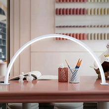 Carica l'immagine nel visualizzatore di Gallery, New Moon Lampada da Tavolo per Unghie e Ciglia, Luce USB Tricolore, Luce Manicure Professionale, Nail Art e Cosmetici, B
