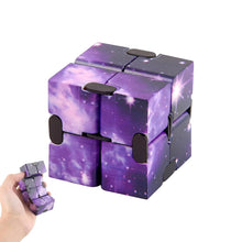 Carica l'immagine nel visualizzatore di Gallery, KYLOS Cubi Fidget 1 Pezzo, Infinity Cube Per Adulti E Bambini, Giocattolo Antistress, Sollievo Dallo Stress, Colore Viol