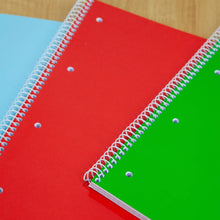 Carica l&#39;immagine nel visualizzatore di Gallery, Favorit cf.5 Quaderni Spiralati A4, A Righe, Carta 80g/Mq, 1 rosso, 1 blu, 1 verde, 1 turchese + 1 colore a rotazione