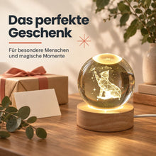 Carica l'immagine nel visualizzatore di Gallery, Winkee Sfera di cristallo 3D a forma di gatto, luce notturna a LED con base