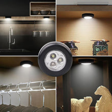 Carica l'immagine nel visualizzatore di Gallery, KARELLS 4 lampadine a LED autoadesive per illuminazione, alimentate da 3 batterie, per armadio, ingresso, cucina, passag