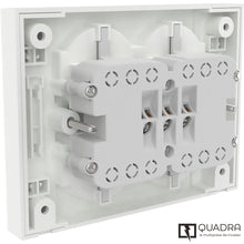 Carica l'immagine nel visualizzatore di Gallery, Electraline 22105 Multipresa da incasso Quadra 4 Posti Universali P40, compatibile con tutte le scatole da incasso 3 pos