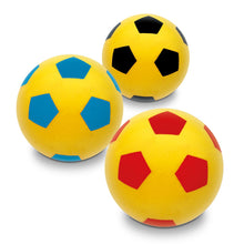 Carica l'immagine nel visualizzatore di Gallery, Mondo Toys - SOFT FOOTBALL 200 - Pallone di spugna diametro 20 cm - 1 palla morbida - colori misti - 07852