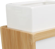 Carica l'immagine nel visualizzatore di Gallery, Relaxdays Set Accessori Bagno 4 Utensili, Dispenser, Porta-Sapone, Porta-Spazzolino, bambù, Ceramica, Marrone e Bianco