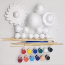 Carica l'immagine nel visualizzatore di Gallery, Solar System Modell Kit per Bambini con 14 Palline in Schiuma, 12 Bastoncini di Bambù, 12 Pigmenti Colorati, per Progett