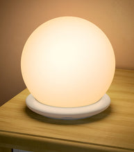 Carica l'immagine nel visualizzatore di Gallery, KOOFIT Luce Notturna Bambini, Lampada Notturna per Bambini con 8 Colori RGB e Timer, USB Ricaricabile Lampada da Comodin