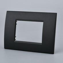 Carica l'immagine nel visualizzatore di Gallery, 10 Pezzi Placca Plastica Quadrata, 3 Moduli Posti Per Scatola 503, Compatibile Con Bticino Living, Colore Nero, Serie MB