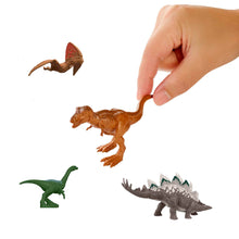 Carica l'immagine nel visualizzatore di Gallery, Mattel Jurassic World - Calendario dell'Avvento 30° Anniversario, con conto alla rovescia di 24 giorni e tante sorprese, mini dinosauri, personaggi e cancelli, giocattolo per bambini, 3+ anni, HTK45
