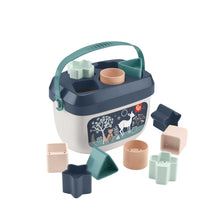 Carica l'immagine nel visualizzatore di Gallery, Fisher-Price - Blocchi Assortiti Cerbiatto blu, Set di 10 Blocchi da Impilare e Identificare per Neonati dai 6 Mesi in su, Giocattolo per Bambini 6+ Mesi, HJP20 [Esclusivo Amazon]