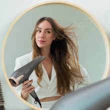 Carica l'immagine nel visualizzatore di Gallery, Cecotec Asciugacapelli Bamba IoniCare Radiance. 2500W con Motore DC, Tecnologia Ionica e Ampio flusso d'aria, 2 Velocità
