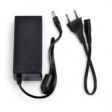 Carica l'immagine nel visualizzatore di Gallery, TOT ELECTRIC KIT Striscia LED 24V con Trasformatore Strip da Esterno 5M 300 led IP65 Tagliabile ogni 10 cm Ipermeabile L