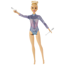 Carica l'immagine nel visualizzatore di Gallery, Barbie Bambola Ginnasta di ginnastica ritmica e accessori a tema